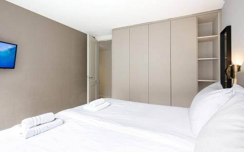 Finest Apartments 3