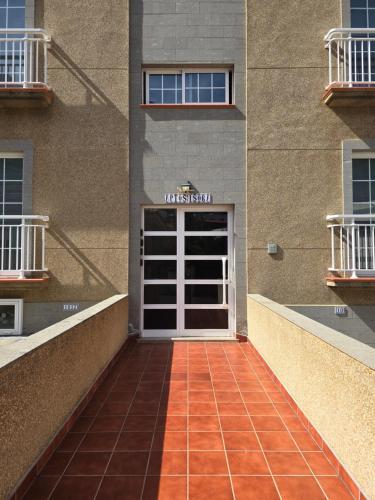 Apartamentos Isora - Tap to explore photos