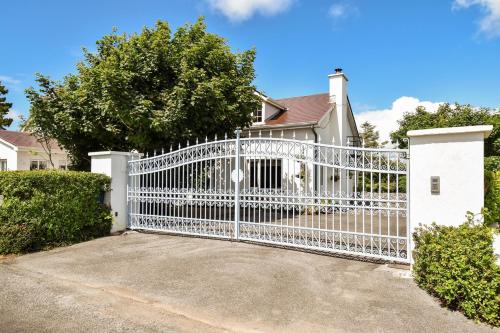 Mannin Lodge - image 2
