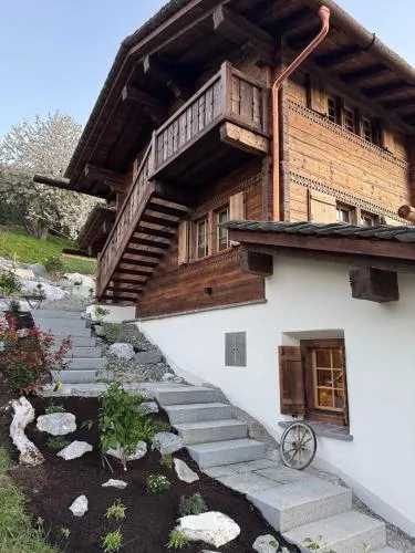 Chalet Flond in Obersaxen Mundaun, Schweiz