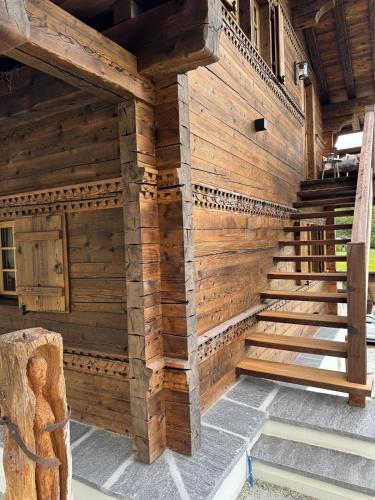 Chalet Flond in Surcuolm