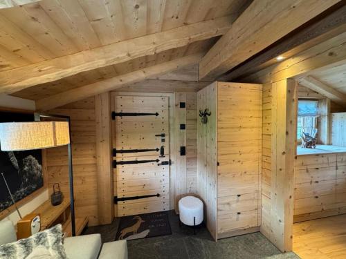 Chalet Flond in Surcuolm