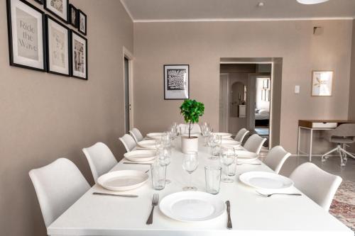 Bright Spacious 5 BR Apartment in the Center - Helsinki