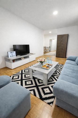 Stylish Urban Apartment Sarajevo Center & Terrace