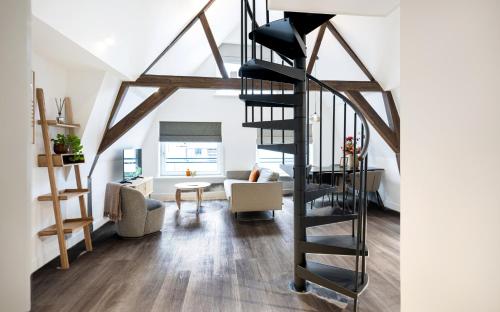 Finest Apartments 4