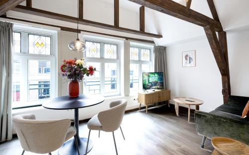 Finest Apartments 5