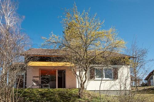 Ferienhaus mit Bergblick im Feriendorf Reichenbach F18
