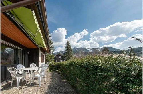 Allgäu-Ferienhaus mit viel Platz im Feriendorf Reichenbach R1 in Nesselwang, Deutschland