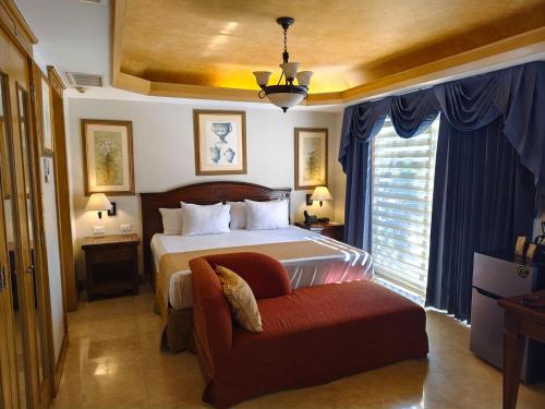 1 queen bed