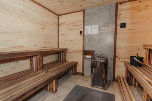 Blue Buffalo Resort - image 8