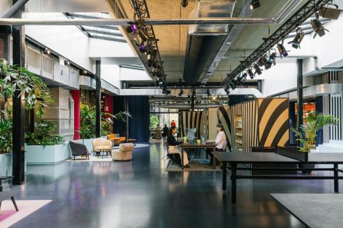 The Social Hub Amsterdam City Extended Stay - image 3