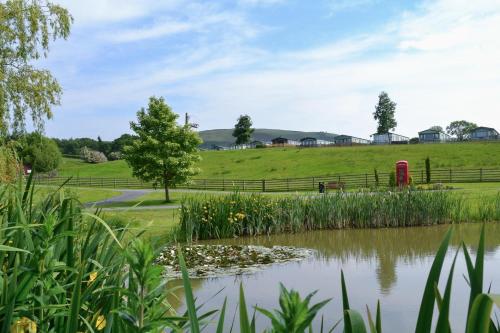 Iekārtas, 2 Bed in Llandinam oc-waa377 in Landinama