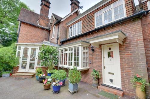 2 Bed in Tunbridge Wells oc-tw626