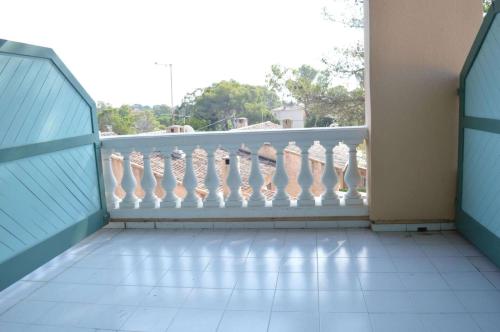 Balcony/terrace, SR300-012 Appt 2 pieces mezzanine 4 personnes ST RAPHAEL in Boulouris