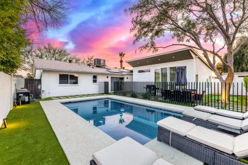 Casa Encanto Scottsdale Retreat – khách sạn tại Phố cổ Scottsdale