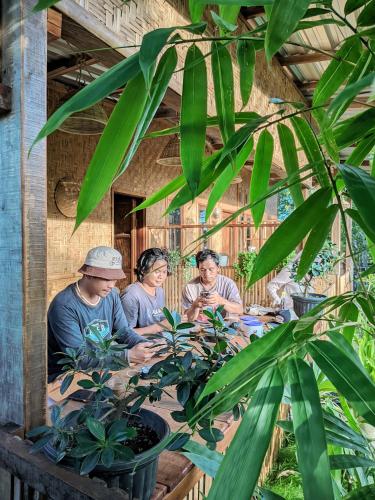 Local Garden Homestay - Janapria