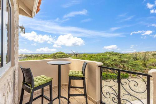 RK01A - Private pool - Horizon Jewel 3BR in Savaneta