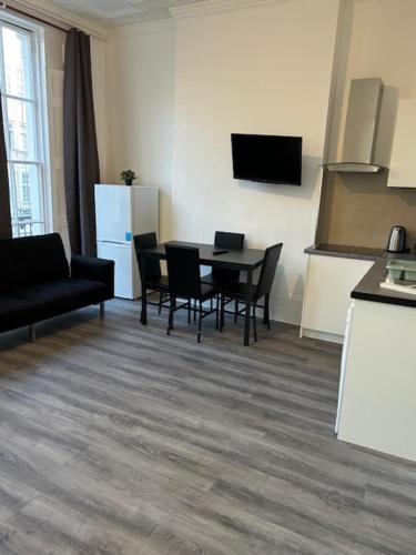 PADDINGTON HYDE PARK APARTMENT - London