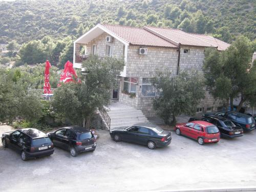  Guest House & Restaurant Adriatic Klek in Klek
