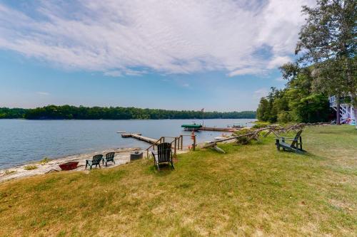 Garden Island's Pine in Charlotte (VT)