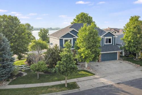 Family-friendly Home on Boyd Lake, Gorgeous Views! in Loveland, USA