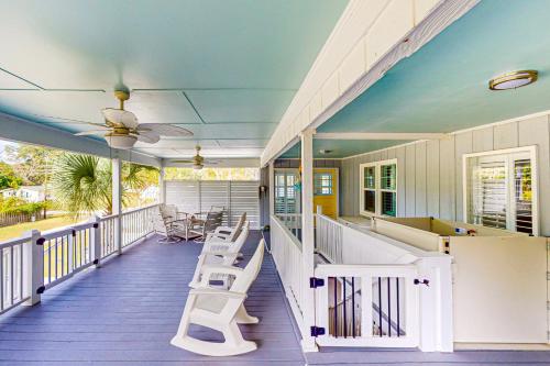 OIB08A Ocean Isle Hidden Retreat A in Sansetbīča (NC)