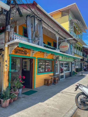 Calipso Bocastown B&B - Bocas del Toro