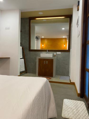 Elite Nest - image 2
