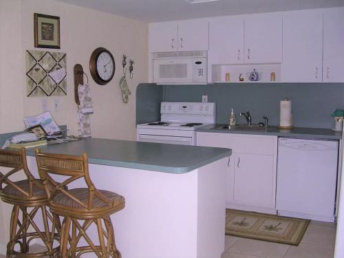 Tommy Bahama Charm with Ocean View & heated Pool #29 in Marathon, USA