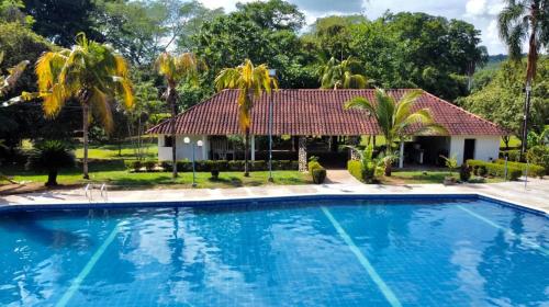 Casa Familiar con Piscina del condominio para 7 en Valle de los Lanceros