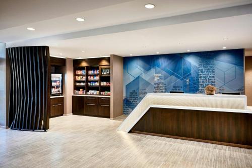 大堂, SpringHill Suites by Marriott Grover Beach Pismo Beach in 格羅弗海灘
