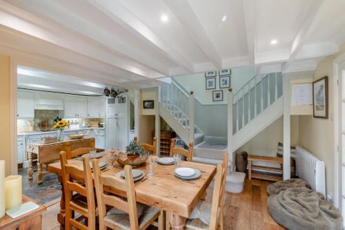 Facilities, 3 Bed in Netherton oc-w32951 in Netherton