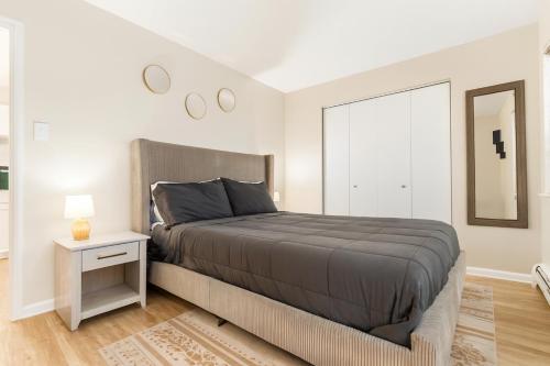 Fast Wi-Fi 1BR Apartment Near Airport in 格倫維尤