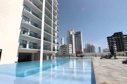 Hermoso Apto de 1 hab con Vista al Mar - Piso 10
