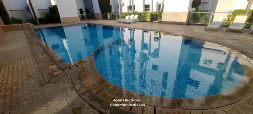 Swimming pool, city center apartment in Abattoir