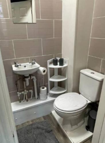 Deluxe Centrally Located Studio Apt in Manchester Room Type - Studio
