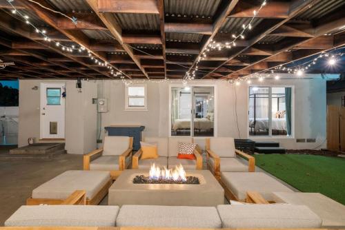 The Mosaic by Coastline Vacation Rentals in Allied Gardens