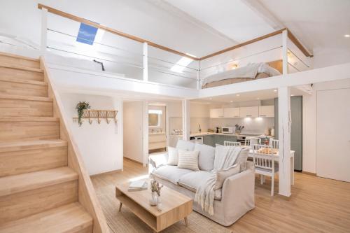 Les Palmiers, Antibes Center, Walk to Beach, AC, WiFi