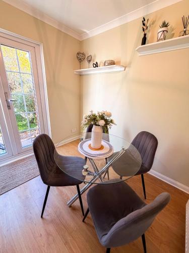 Inverness Holiday Retreat - 2 Bedroom in Culduthel