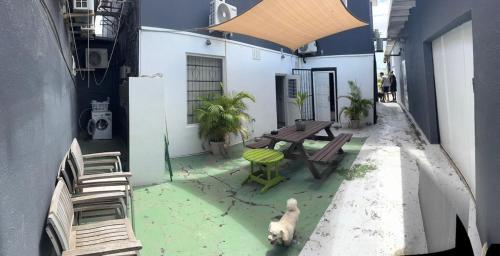 Casa Breeze - Room Four - image 5