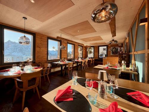 Berggasthaus Eggberge - Boutique Mountain Hotel - Access via Cablecar 2