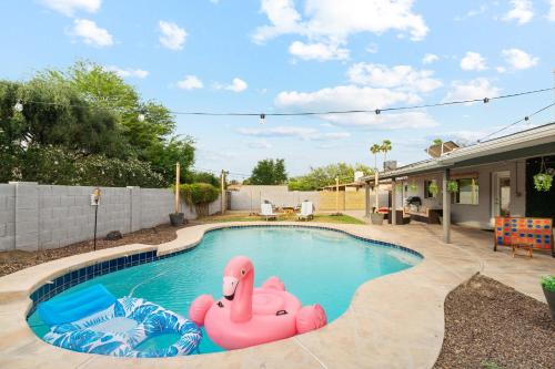 Spacious Scottsdale Getaway with Pool – khách sạn tại Nam Tempe