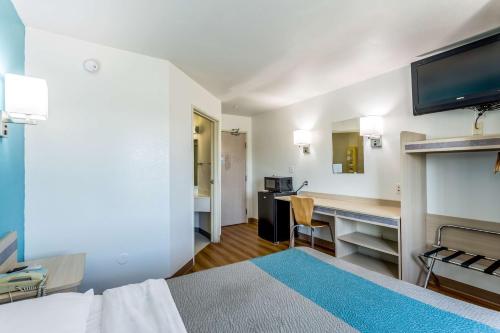 Motel 6 Roswell, NM in รอสเวลล์ (NM)