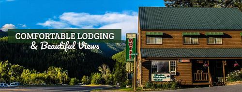 . Glacier Highland Motel