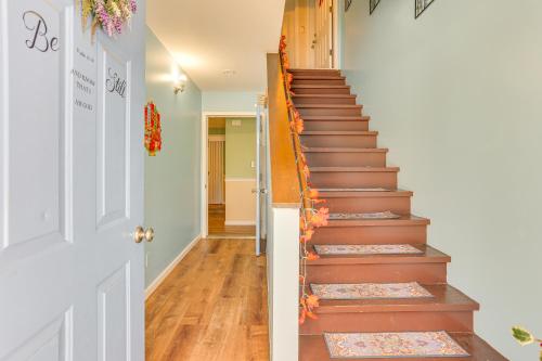 Pet Friendly & WFH Ready! Quiet Hudson Valley Apt in Newburgh (New York)