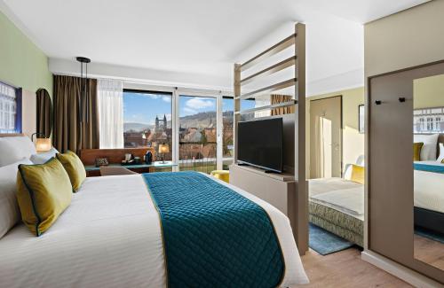 room detail thumbnail 0