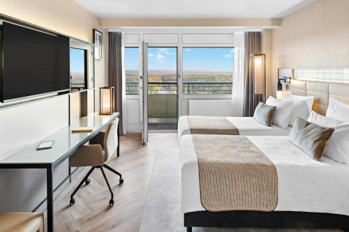 room detail thumbnail 1