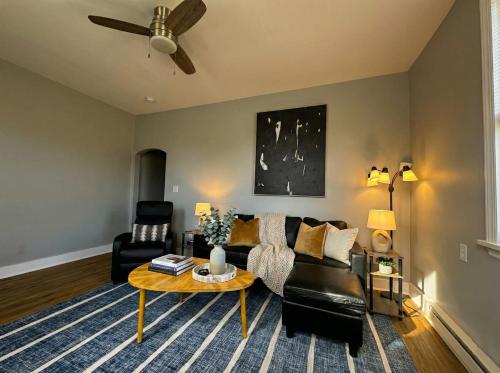 Modern cozy unit with King Bed – khách sạn tại Wilmington