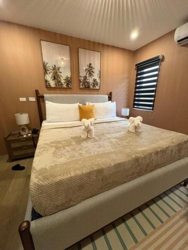 Private Pool Villa in Gated Samaan Grove Near Beaches in Bon Accord Village