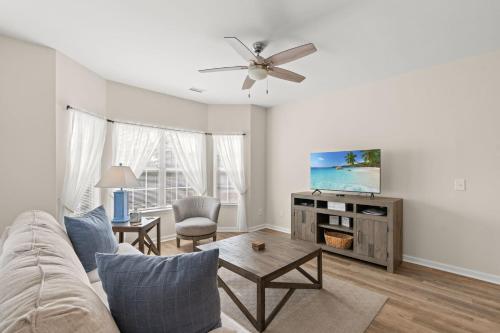 Cozy 2BR Turnberry Villa Pool and Tennis – khách sạn tại Parkland